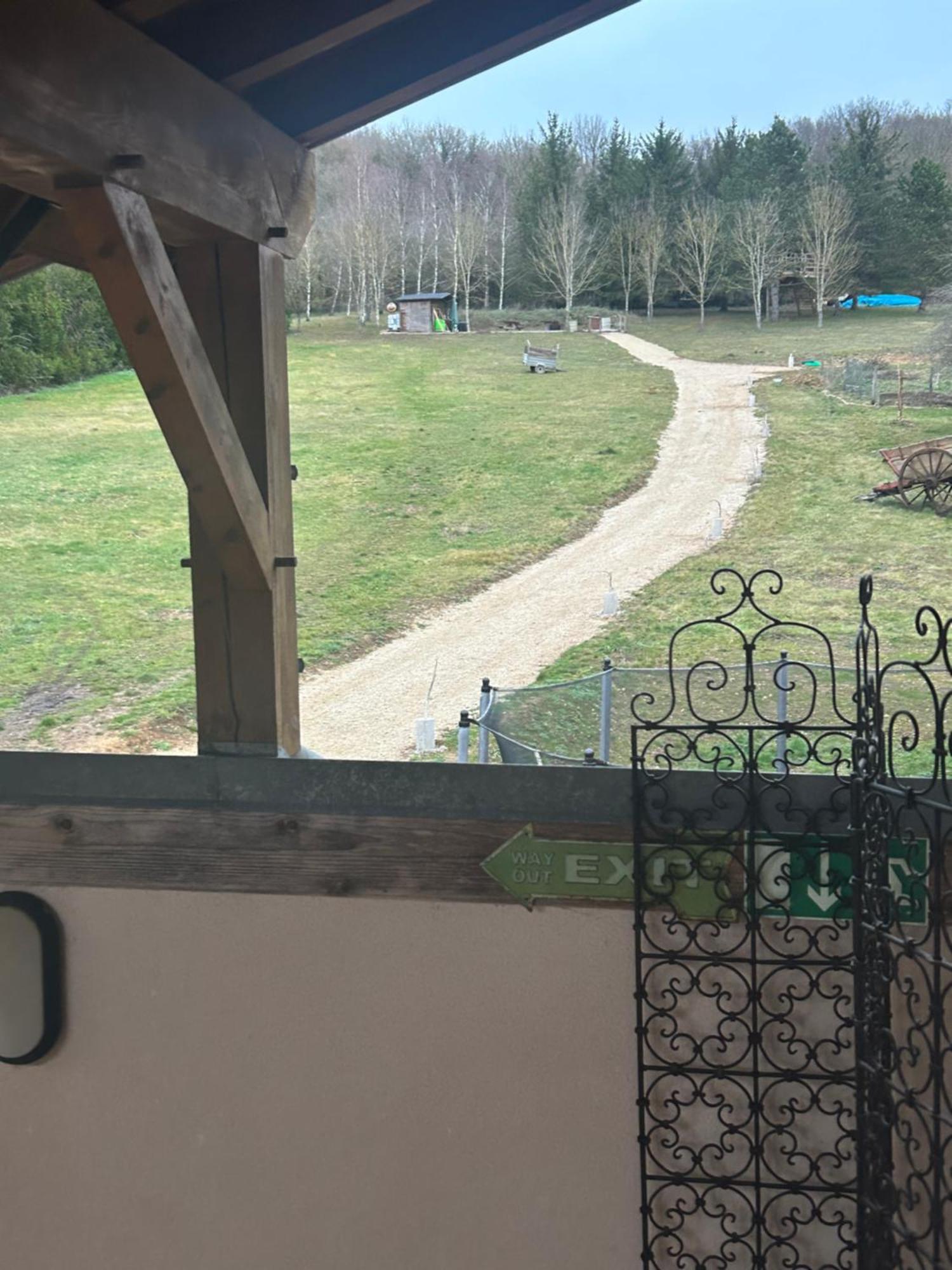 Le Domaine Du Lavoir Villemoiron-en-Othe ภายนอก รูปภาพ